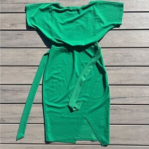 Kensie; Emerald Green; Adjustable/Belted Waist; Blouson Split Wrap Dress; US6